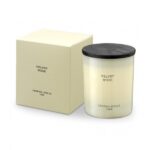 Aromātiskā svece CERERIA MOLLA VELVET WOOD 250 G